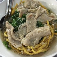 ศูนย์อาหารกีรทรัพย์