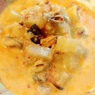 ข้าวแกงป้าตุ้ม
