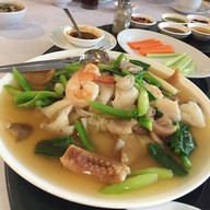 Golden Dragon Restaurant