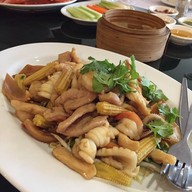 Golden Dragon Restaurant