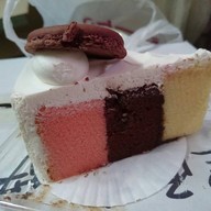 S&P Restaurant & Bakery โลตัส ประชาอุทิศ