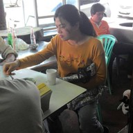 ร้านหยูข้าวมันไก่&ข้าวเหนียวหมวยมูน