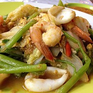 แพนเค้ก & ฟิล์ม (ก๋วยเตี๋ยวและอาหารตามสั่ง) ถนน สรรพวุธ