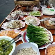 ขนม อม ยิ้ม