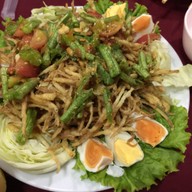 ศรีเมืองใหม่แจ่วฮ้อน