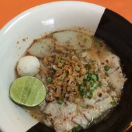 ก๋วยเตี๋ยวหมู-เนื้อ สูตรคุณแม่