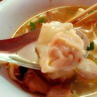 บะหมี่ลูกชิ้นครูอ๋า