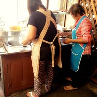 บะหมี่ลูกชิ้นครูอ๋า