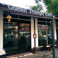 โกลเด้นไตรแองเกิ้ลคาเฟ่