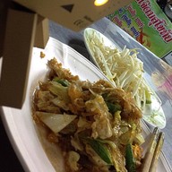 ผัดไทยเจ๊ดม ตลาดโต้รุ่งสุโขทัย