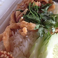 3 หญิง เชียงแสน