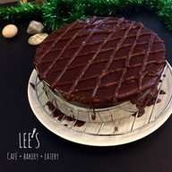 LEE'S CAFE