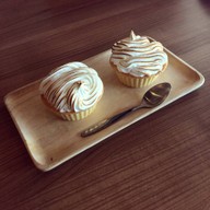 LEE'S CAFE
