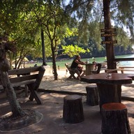Frog Beach Bar