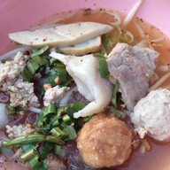 ก๋วยเตี๋ยวต้มยำซุปเปอร์