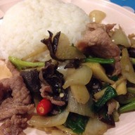 ภูชญา. อ่ิมอร่อย