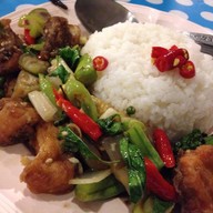 ภูชญา. อ่ิมอร่อย