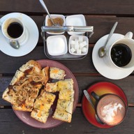 กาแฟสดบ้านหน้าเขาวัง - ถนนราชวิถี