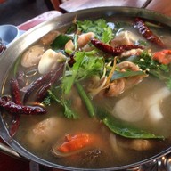 สวนอาหารรคุ้มชาวนา