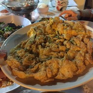 หลบมุม ( ในสวนปลาม์ )