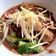 ผักไห่ก๋วยเตี๋ยวเรือ