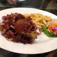 โรงเหล้าแสงจันทร์ สุวรรณภูมิ