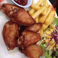 โรงเหล้าแสงจันทร์ สุวรรณภูมิ