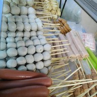 ลูกชิ้นย่างป้าขุ้ม