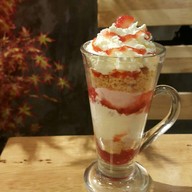 นมมอร์คาเฟ่ ม.ศิลปากร