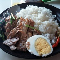 สถาพรก๋วยเตี๋ยวไก่มะระ