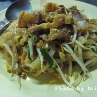 ผัดไทหมูกรอบ มาลัยแมน