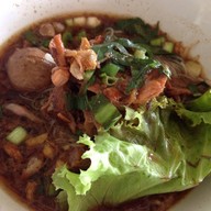 ก๋วยเตี๋ยวเรือข้ามคลอง