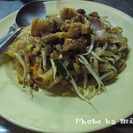 ผัดไทหมูกรอบ มาลัยแมน