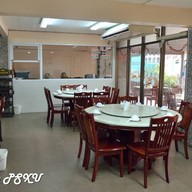ร้านอาหารดีแน่นอน