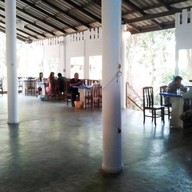 ข้าวแกงบ้านสวนระยอง