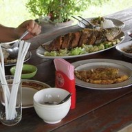 แม่ลาปลาเผา