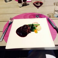 MA DU ZI French Restaurant & Bar