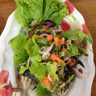 พิภพภัทรซีฟู๊ด (เฟิร์ส) หาดเจ้าหลาว