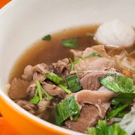 ก๋วยเตี๋ยวเจ๊เมืองนนท์ ปากช่อง