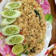 พิภพภัทรซีฟู๊ด (เฟิร์ส) หาดเจ้าหลาว