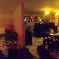 บ้านอารีย์