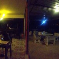 บ้านอารีย์