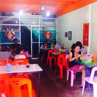 ก๋วยเตี๋ยวต้มยำ คอนโด Water Ford