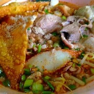 ป้าจุก ก๋วยเตี๋ยวต้มยำ บางโพ