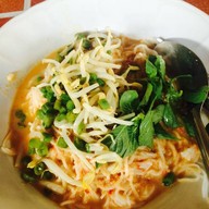 ขนมจีนป้าไร (เจ้าเก่าหลังวัดดอกเอื้อง)