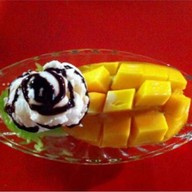 ไอติม 'รักเลย'