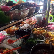 ขนมหวาน หญิงเล็ก