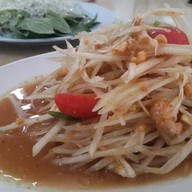 ส้มตำถั่วลิสง