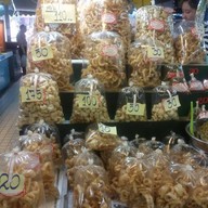 ป้าแขก แคบหมูเมือง