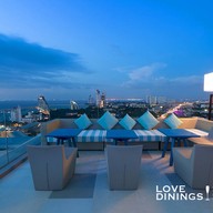 Executive Club Terrace @ Holiday Inn Pattaya